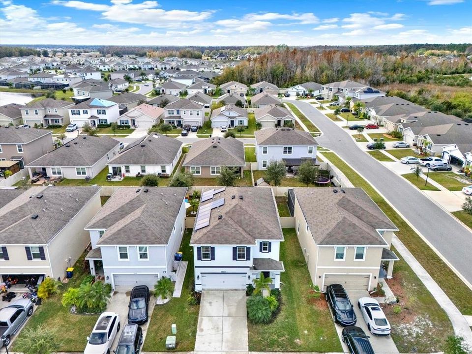 En Venta: $415,000 (5 camas, 3 baños, 2447 Pies cuadrados)