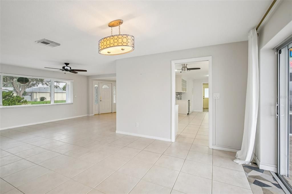 На продажу: $1,550,000 (4 спален, 3 ванн, 2180 Квадратных фут)