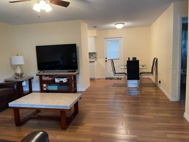 En Venta: $220,000 (3 camas, 1 baños, 1014 Pies cuadrados)