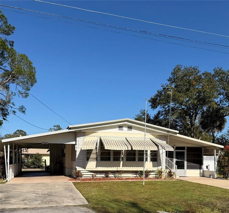Vendido Recientemente: $152,000 (2 camas, 2 baños, 1452 Pies cuadrados)