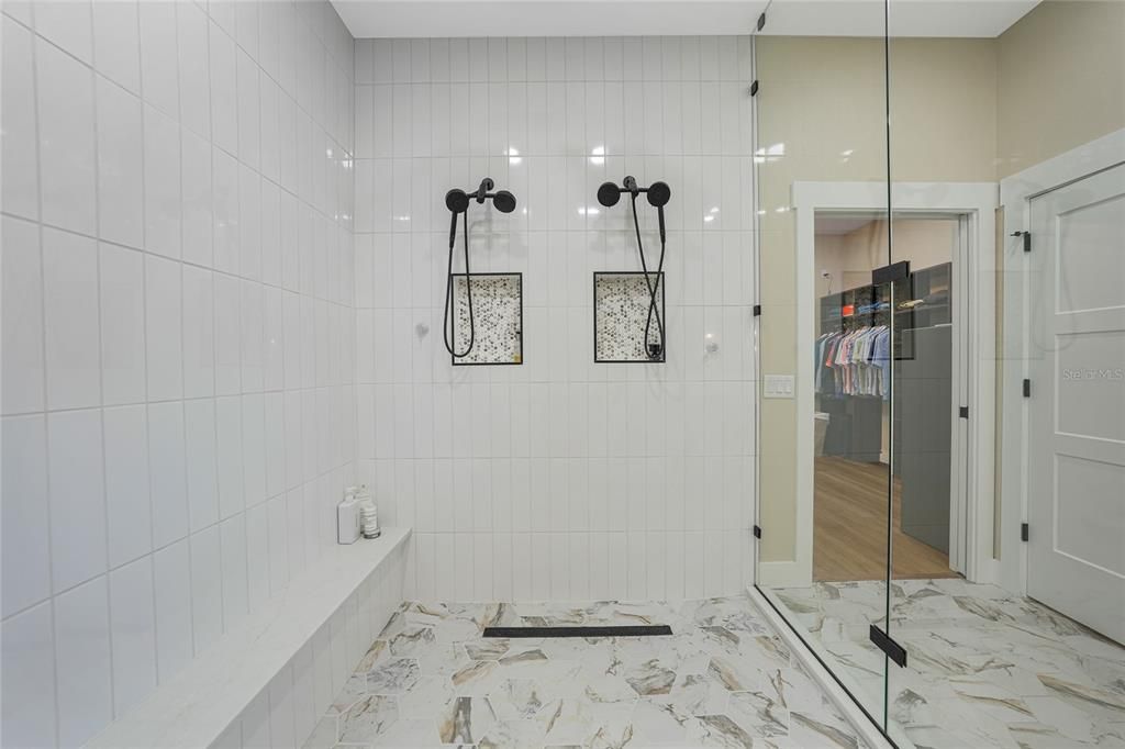 На продажу: $1,650,000 (4 спален, 3 ванн, 4076 Квадратных фут)