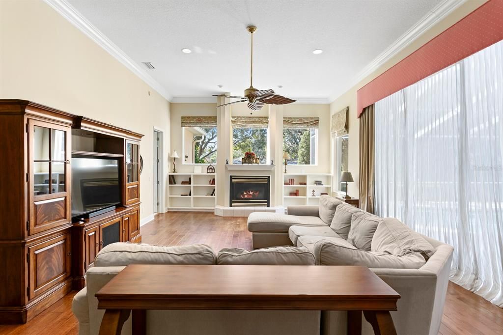 En Venta: $750,000 (5 camas, 3 baños, 3283 Pies cuadrados)