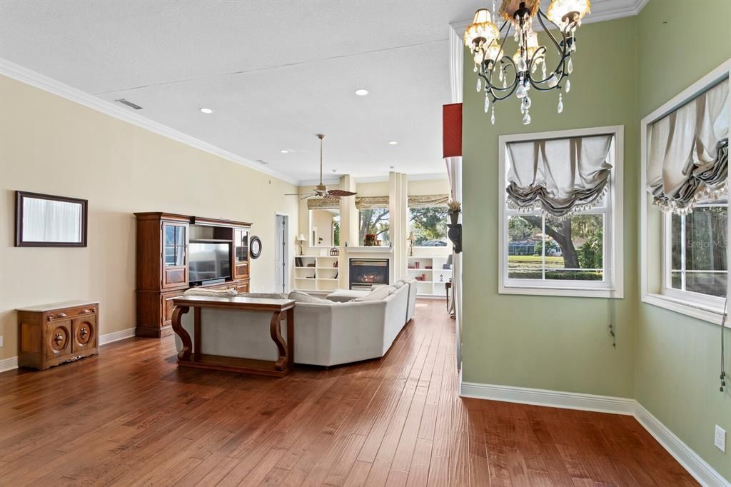 En Venta: $750,000 (5 camas, 3 baños, 3283 Pies cuadrados)