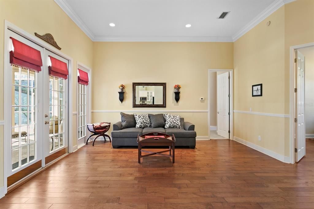 En Venta: $750,000 (5 camas, 3 baños, 3283 Pies cuadrados)