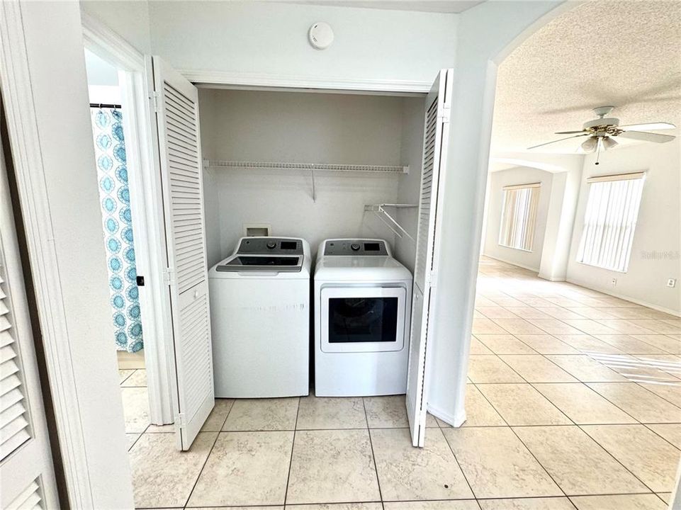 En Venta: $207,000 (3 camas, 2 baños, 1164 Pies cuadrados)