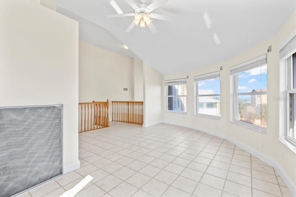 For Sale: $1,195,000 (3 beds, 2 baths, 3550 Square Feet)