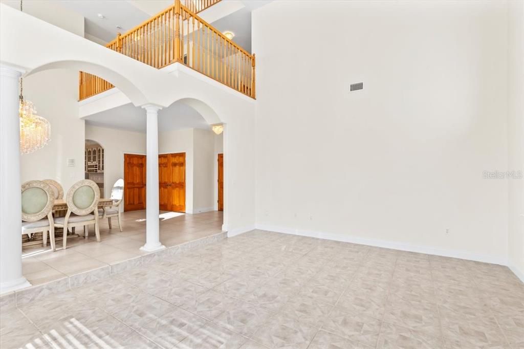 For Sale: $1,195,000 (3 beds, 2 baths, 3550 Square Feet)