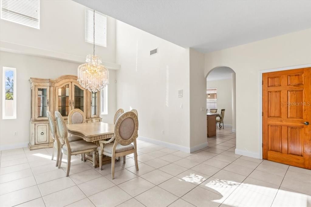 For Sale: $1,195,000 (3 beds, 2 baths, 3550 Square Feet)