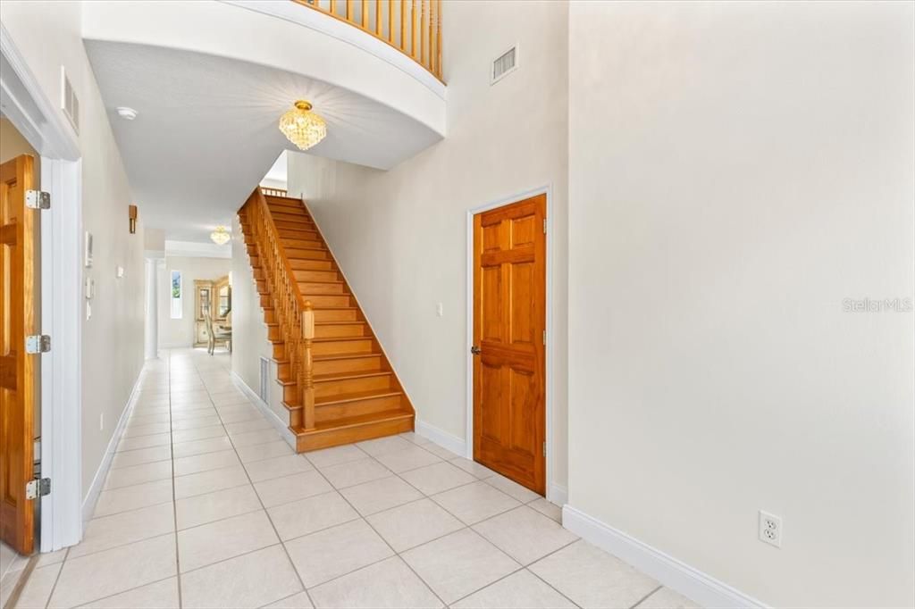 For Sale: $1,195,000 (3 beds, 2 baths, 3550 Square Feet)