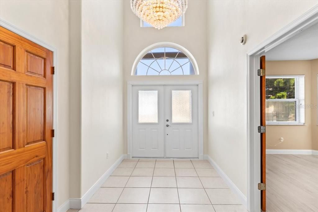 For Sale: $1,195,000 (3 beds, 2 baths, 3550 Square Feet)