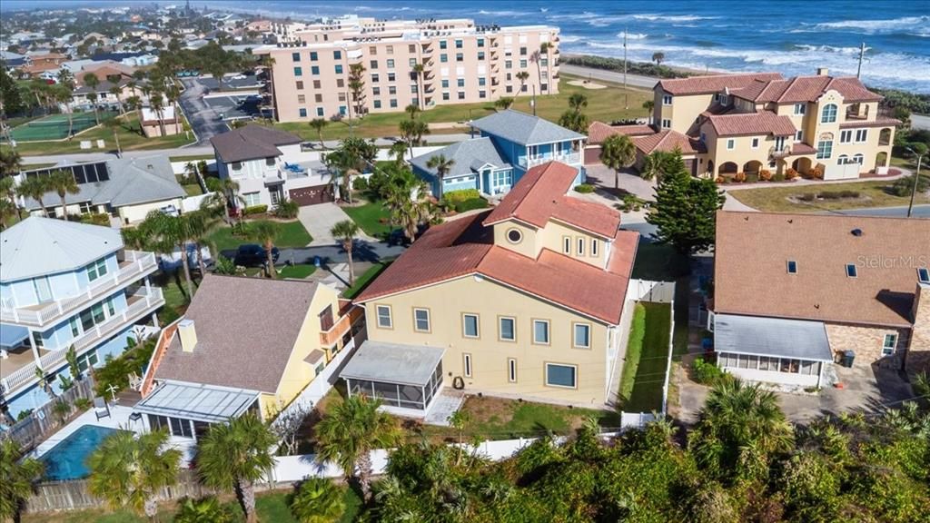 For Sale: $1,195,000 (3 beds, 2 baths, 3550 Square Feet)