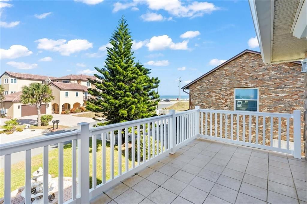 For Sale: $1,195,000 (3 beds, 2 baths, 3550 Square Feet)