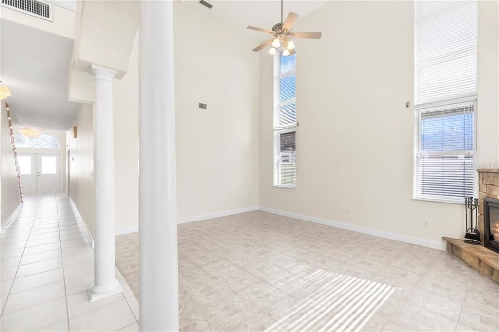 For Sale: $1,195,000 (3 beds, 2 baths, 3550 Square Feet)