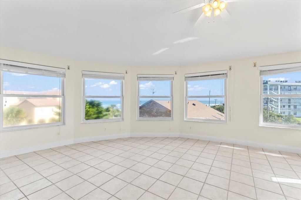 For Sale: $1,195,000 (3 beds, 2 baths, 3550 Square Feet)