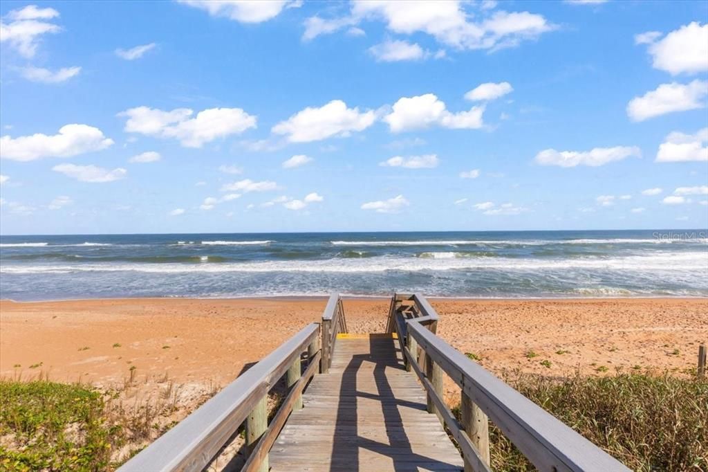 For Sale: $1,195,000 (3 beds, 2 baths, 3550 Square Feet)