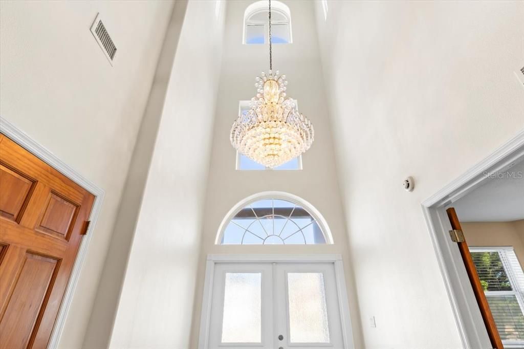 For Sale: $1,195,000 (3 beds, 2 baths, 3550 Square Feet)