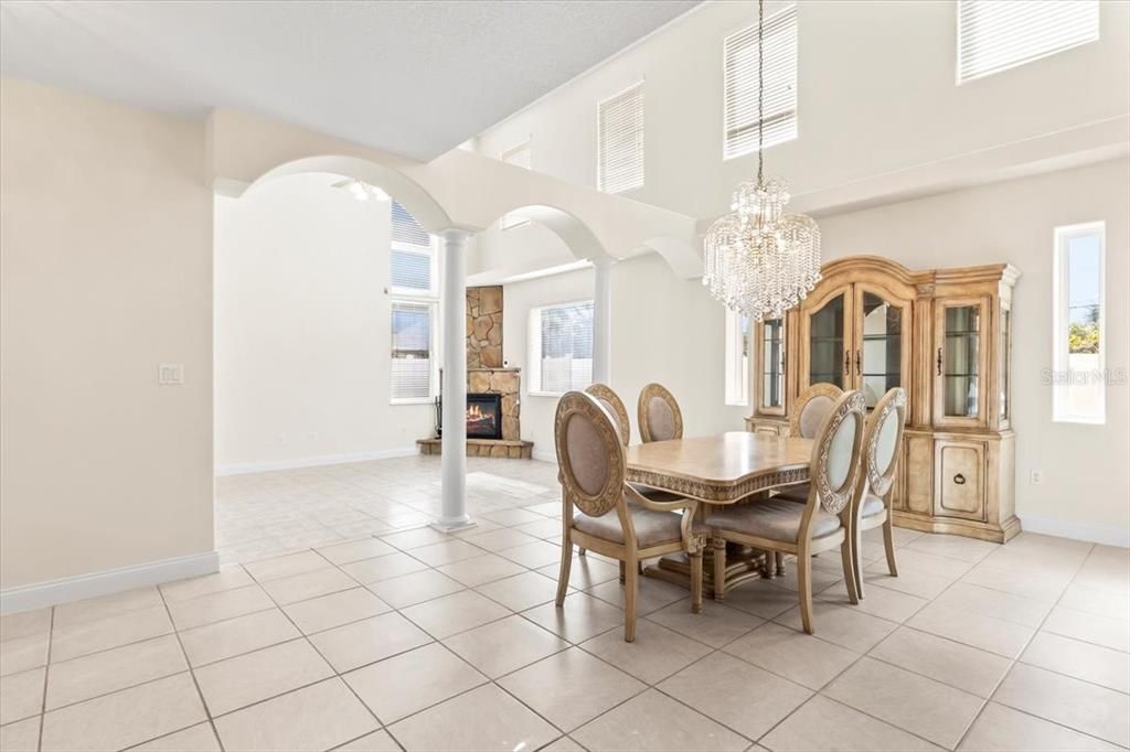 For Sale: $1,195,000 (3 beds, 2 baths, 3550 Square Feet)