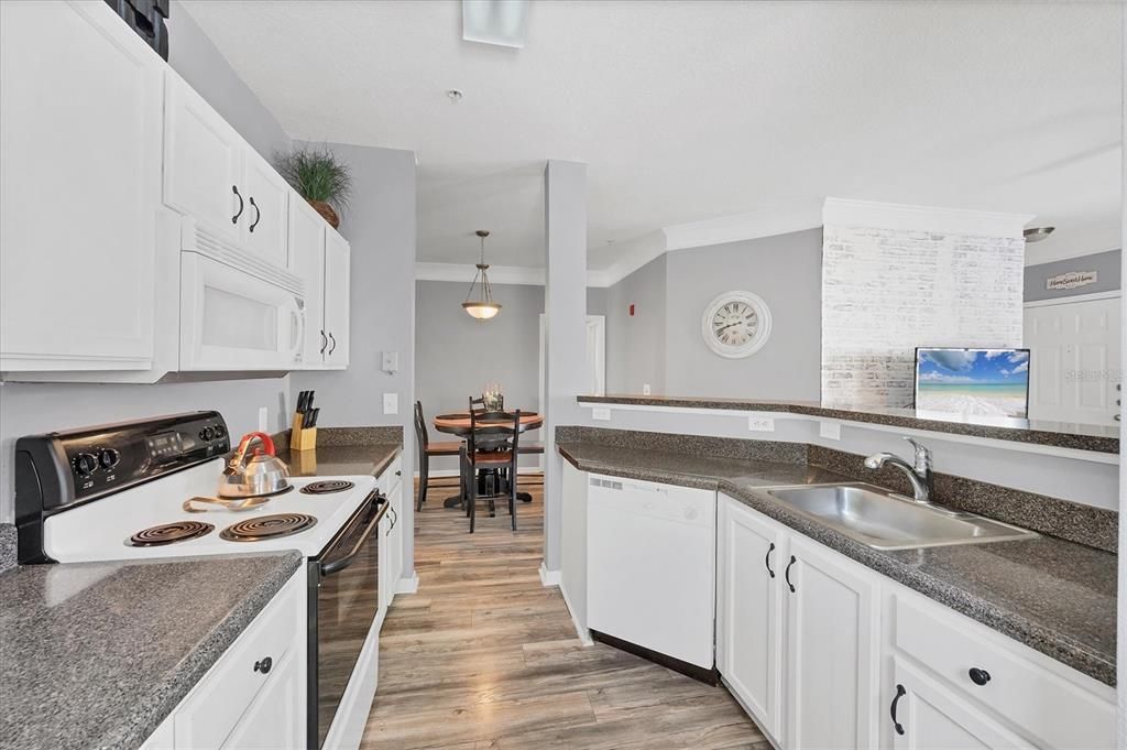 En Venta: $149,995 (1 camas, 1 baños, 794 Pies cuadrados)