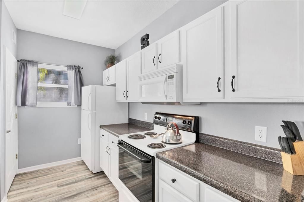 En Venta: $149,995 (1 camas, 1 baños, 794 Pies cuadrados)