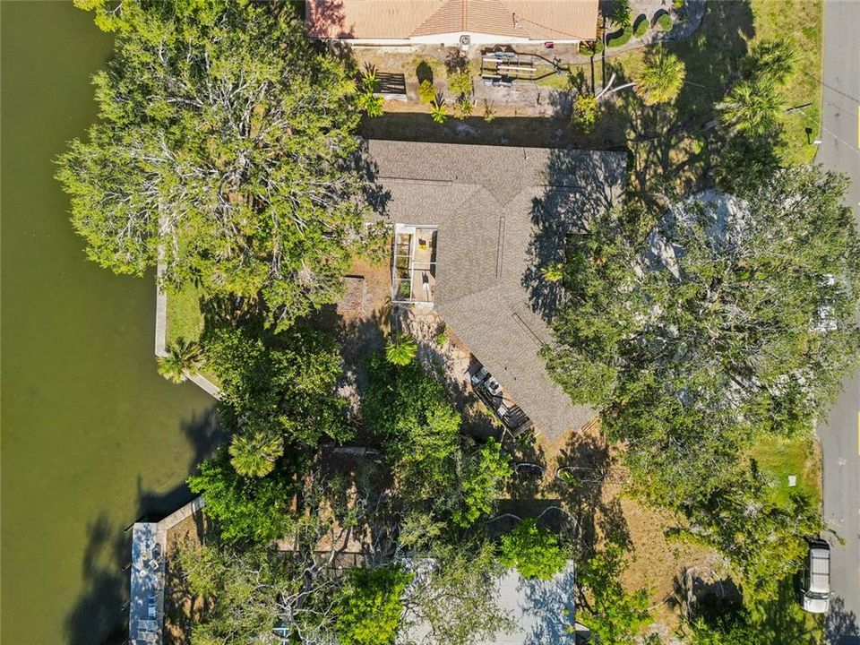 En Venta: $1,100,000 (0.35 acres)