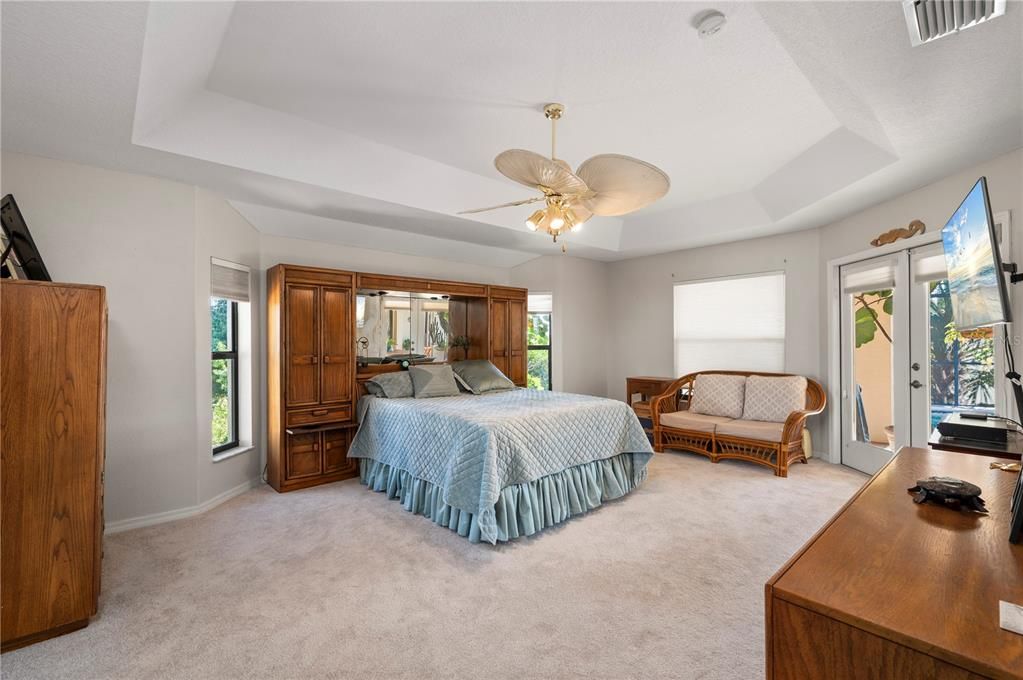 На продажу: $930,000 (3 спален, 2 ванн, 2569 Квадратных фут)