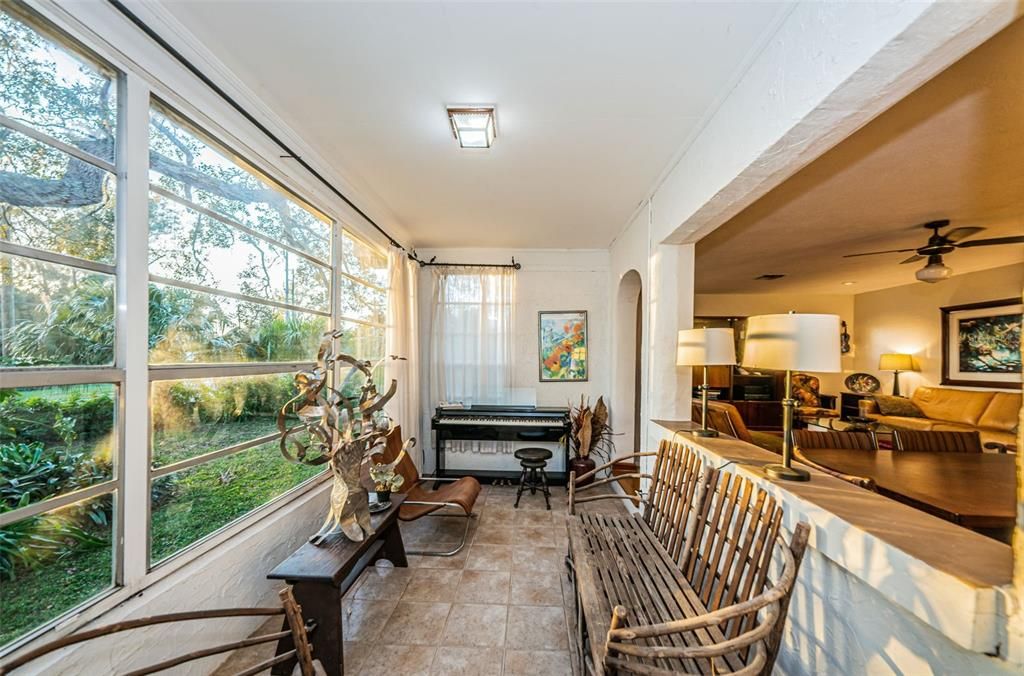 For Sale: $749,900 (3 beds, 3 baths, 2368 Square Feet)