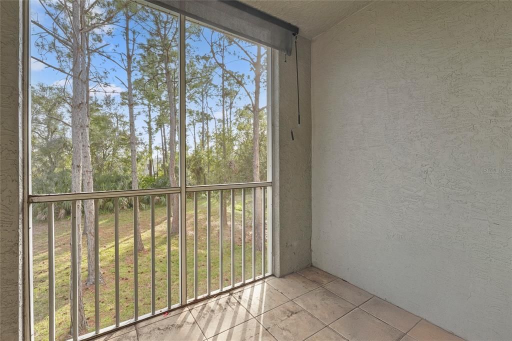 For Sale: $179,900 (1 beds, 1 baths, 1032 Square Feet)