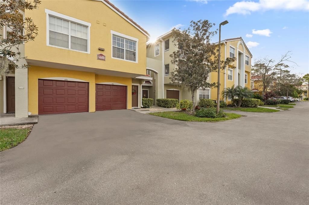 For Sale: $179,900 (1 beds, 1 baths, 1032 Square Feet)