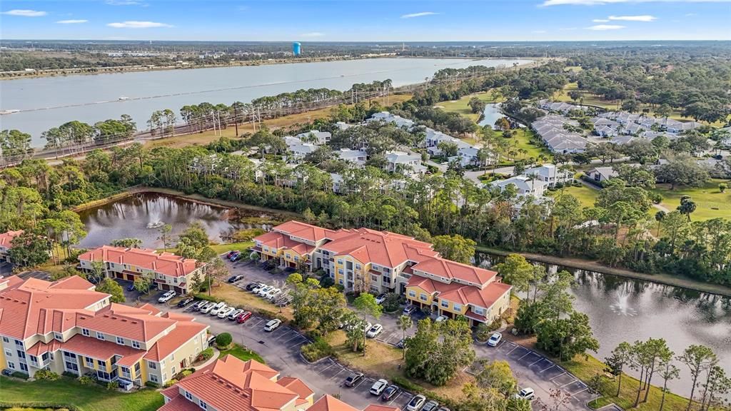 For Sale: $179,900 (1 beds, 1 baths, 1032 Square Feet)