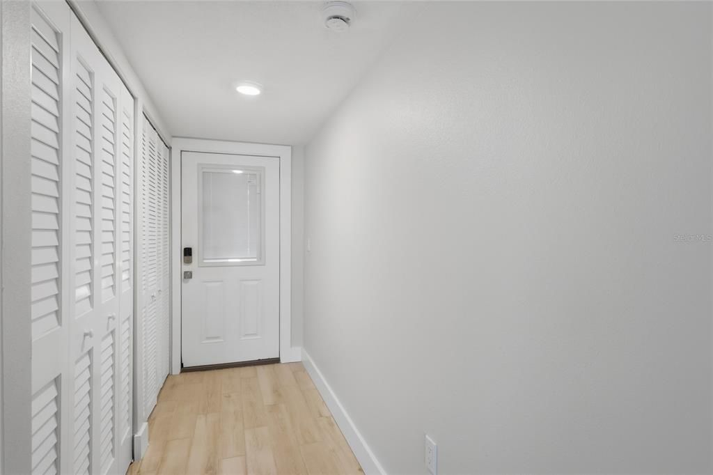 En Venta: $480,000 (2 camas, 2 baños, 1151 Pies cuadrados)