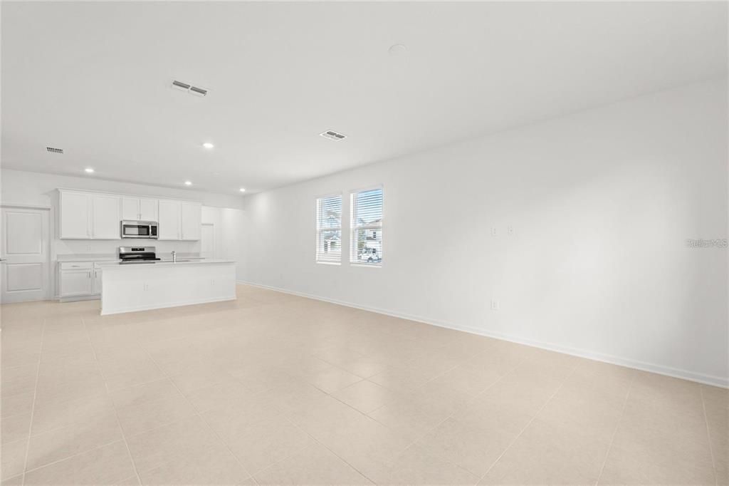 В аренду: $2,600 (3 спален, 2 ванн, 1795 Квадратных фут)