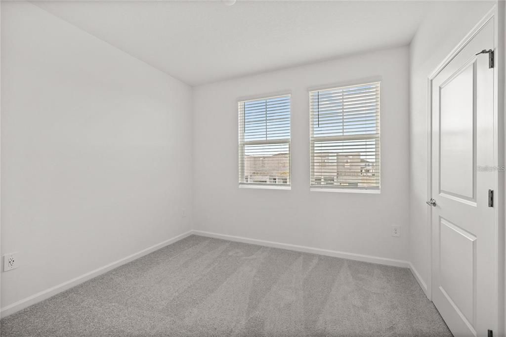 В аренду: $2,600 (3 спален, 2 ванн, 1795 Квадратных фут)