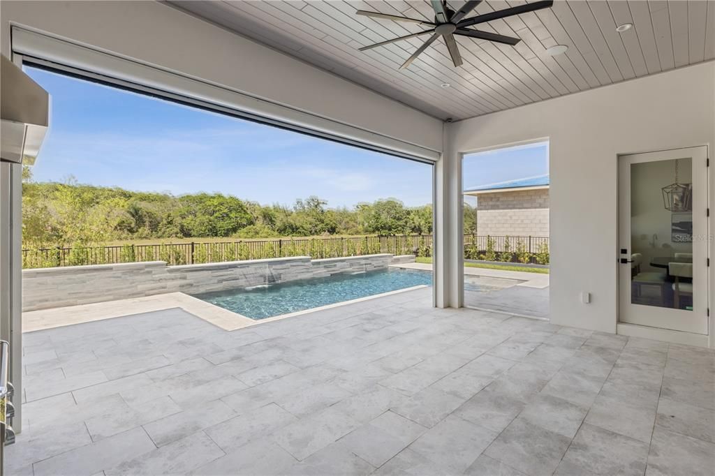 На продажу: $2,195,000 (5 спален, 4 ванн, 4429 Квадратных фут)