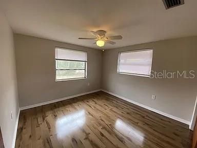 待售: $300,000 (3 贝兹, 2 浴室, 1427 平方英尺)