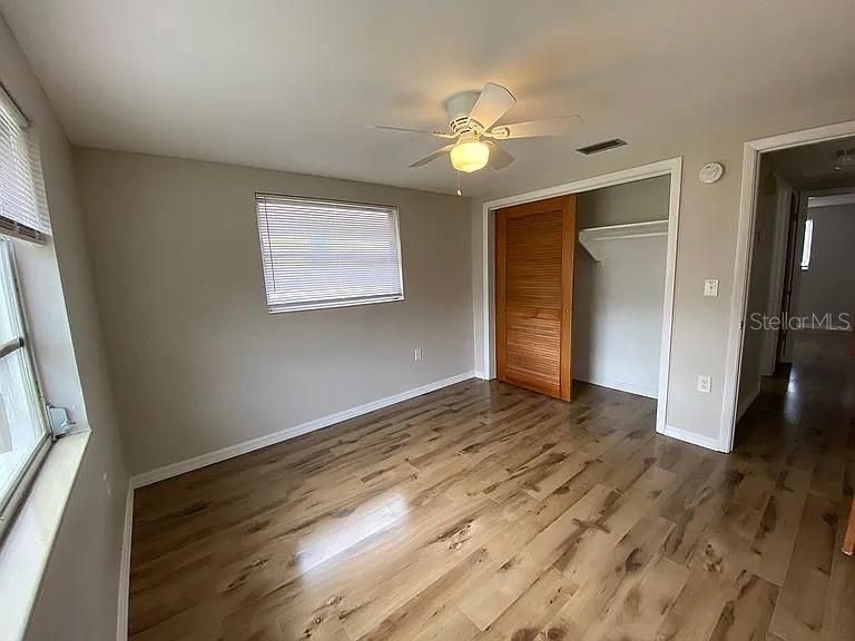 待售: $300,000 (3 贝兹, 2 浴室, 1427 平方英尺)