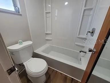 待售: $300,000 (3 贝兹, 2 浴室, 1427 平方英尺)