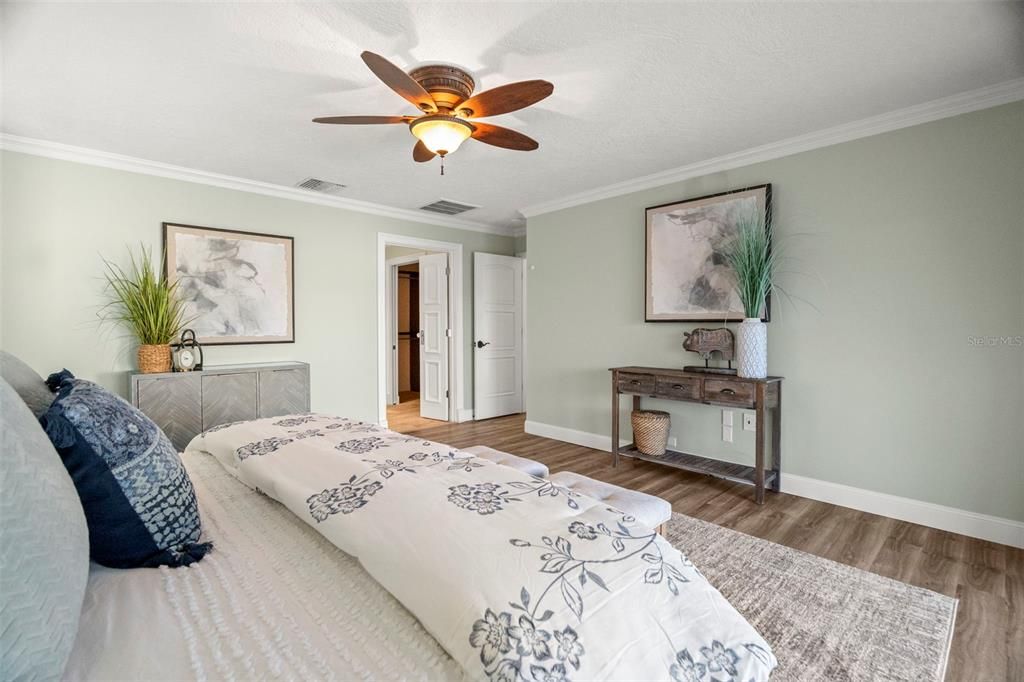 En Venta: $678,000 (3 camas, 2 baños, 2118 Pies cuadrados)