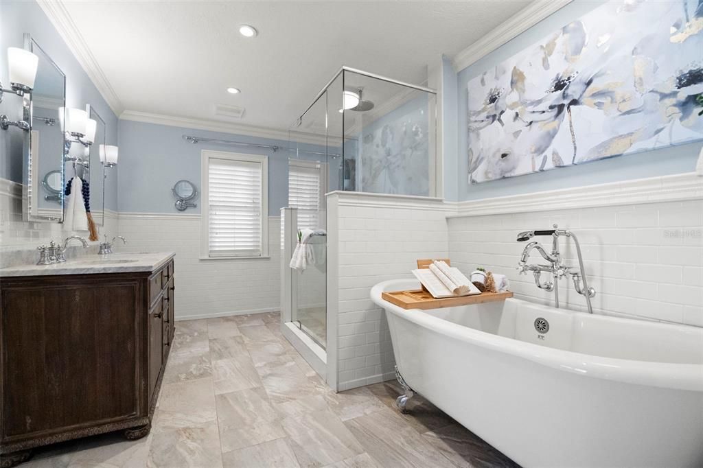 En Venta: $678,000 (3 camas, 2 baños, 2118 Pies cuadrados)