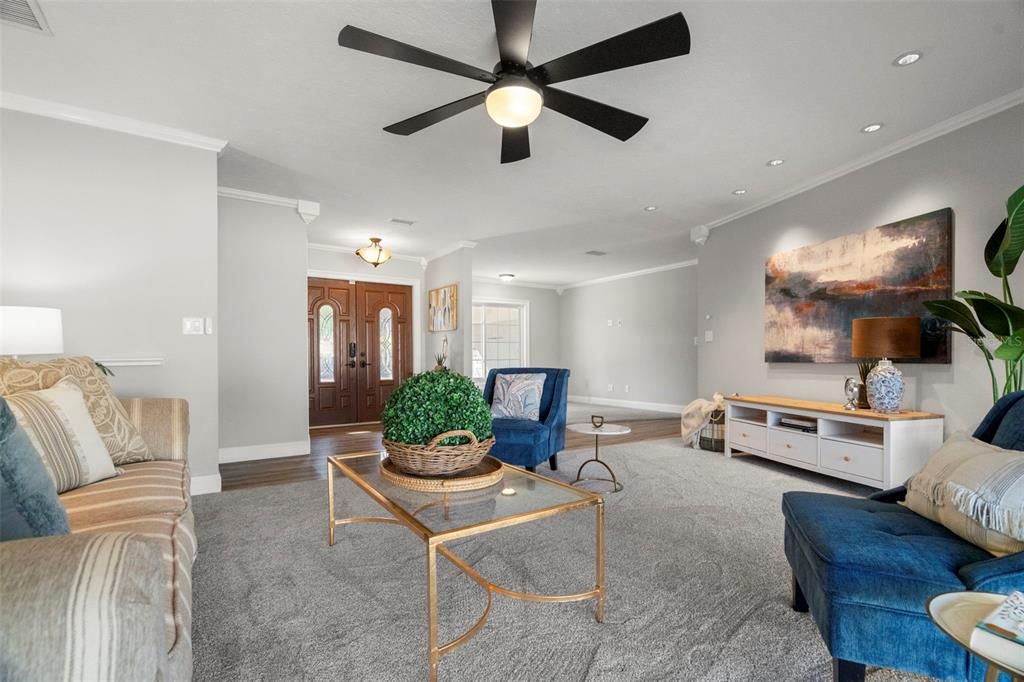 En Venta: $678,000 (3 camas, 2 baños, 2118 Pies cuadrados)