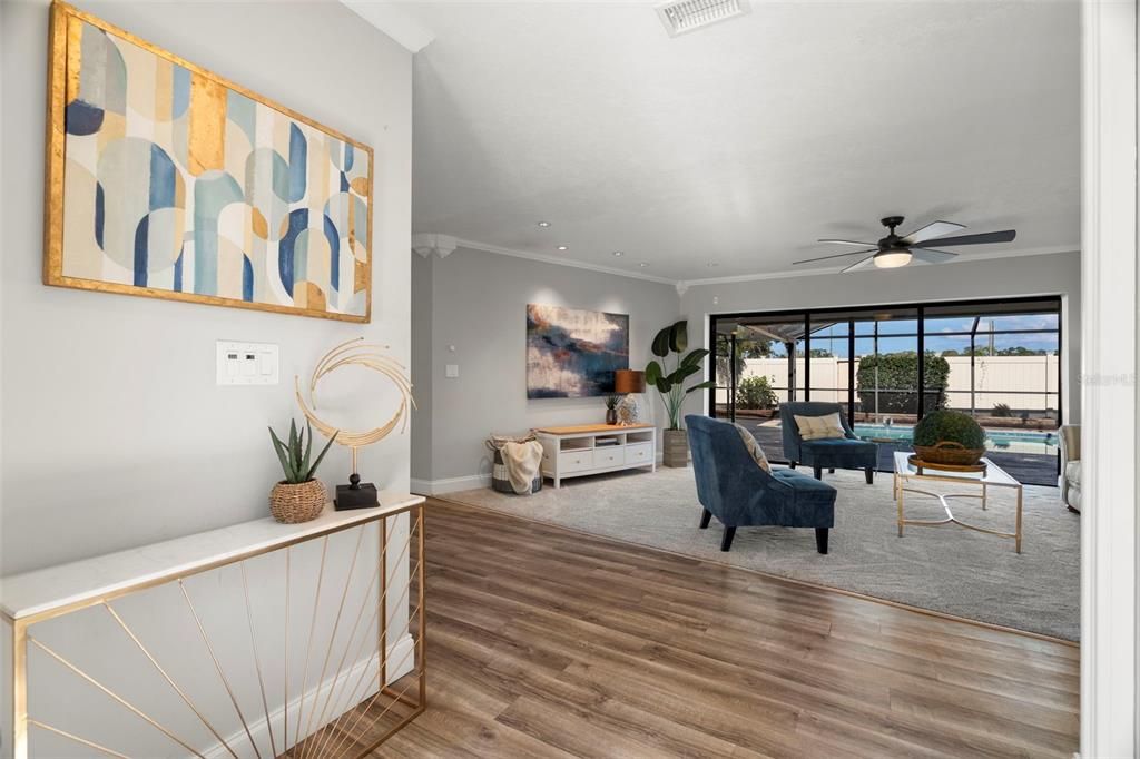 En Venta: $678,000 (3 camas, 2 baños, 2118 Pies cuadrados)