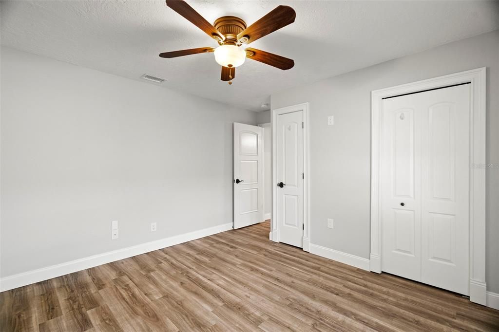 En Venta: $678,000 (3 camas, 2 baños, 2118 Pies cuadrados)