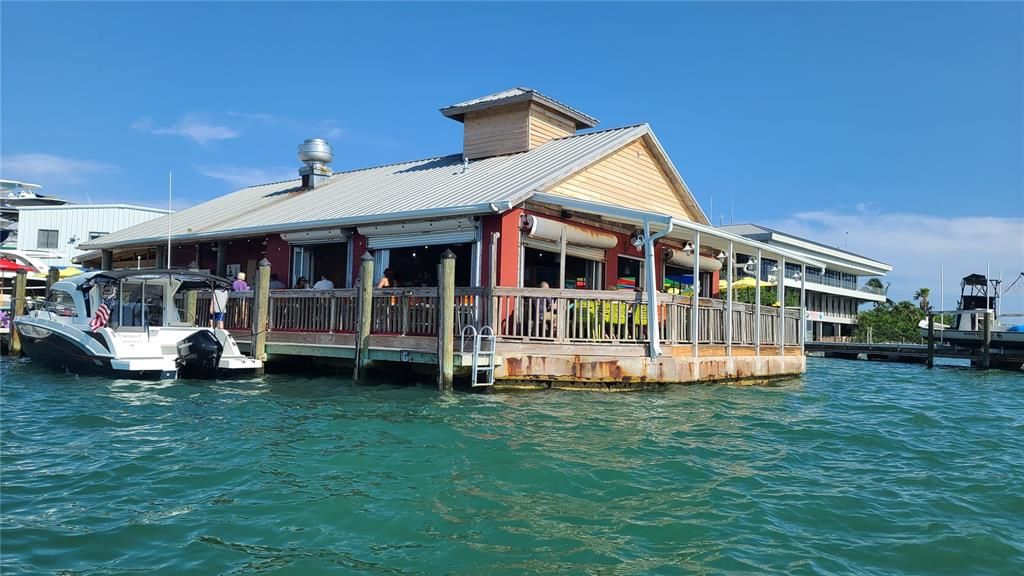 For Sale: $1,185,000 (3 beds, 2 baths, 2298 Square Feet)