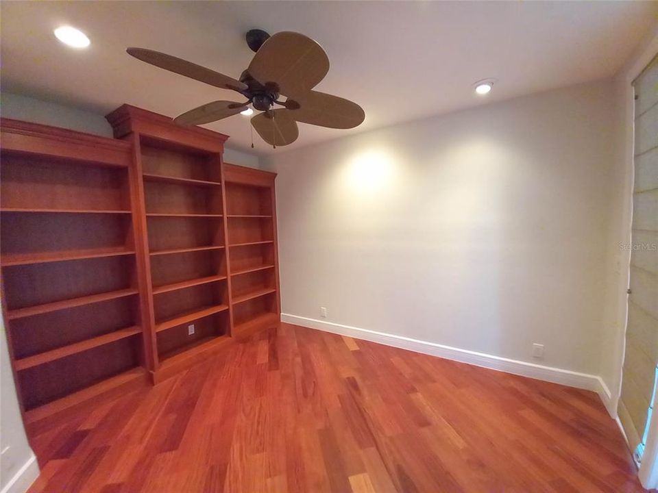 For Sale: $1,185,000 (3 beds, 2 baths, 2298 Square Feet)