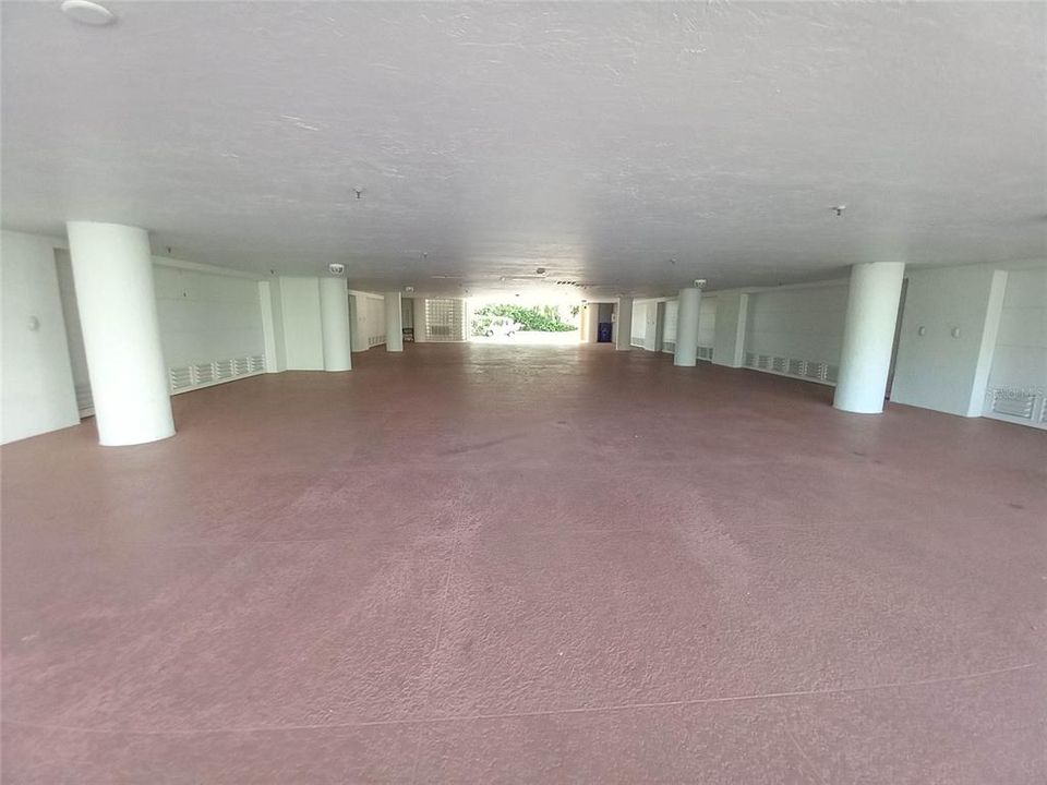 For Sale: $1,185,000 (3 beds, 2 baths, 2298 Square Feet)