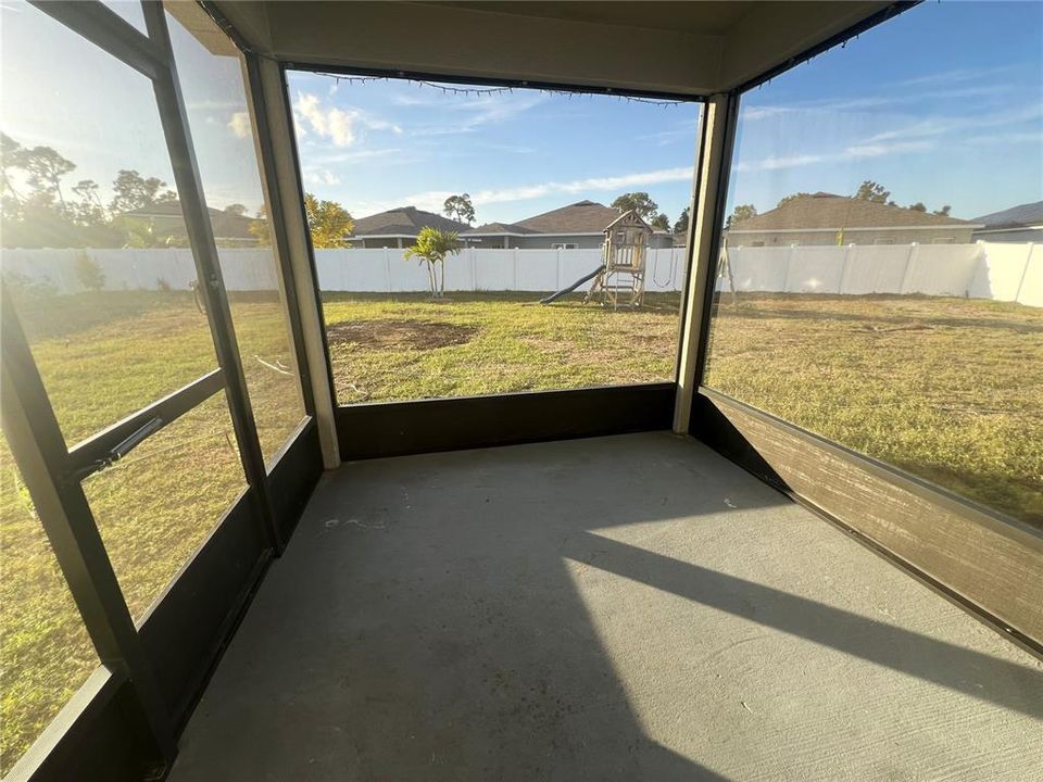 В аренду: $2,200 (4 спален, 2 ванн, 2232 Квадратных фут)