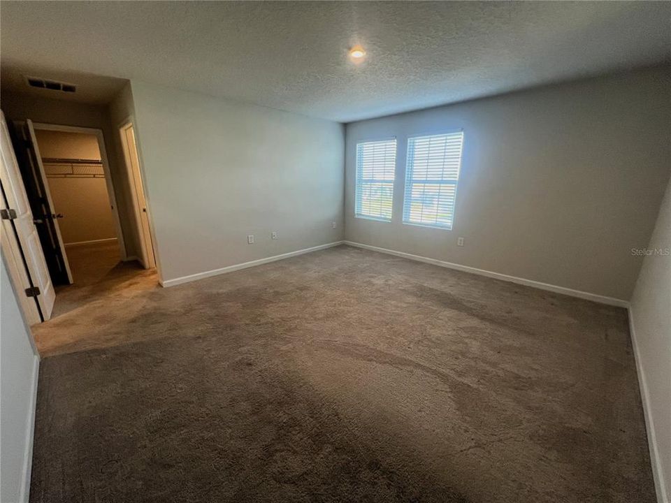 В аренду: $2,200 (4 спален, 2 ванн, 2232 Квадратных фут)