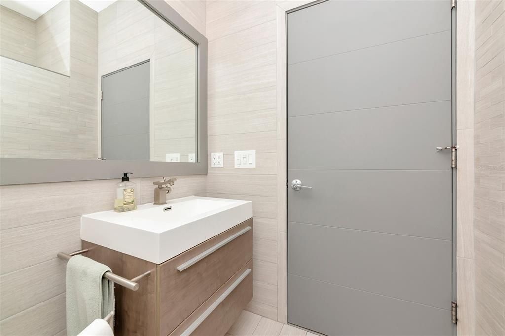 For Sale: $499,000 (3 beds, 2 baths, 1850 Square Feet)