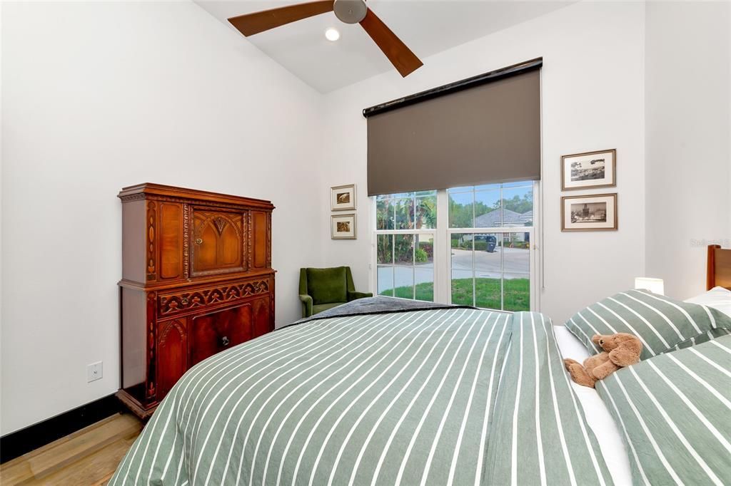 For Sale: $499,000 (3 beds, 2 baths, 1850 Square Feet)