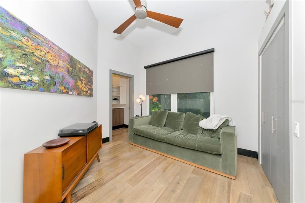 For Sale: $499,000 (3 beds, 2 baths, 1850 Square Feet)