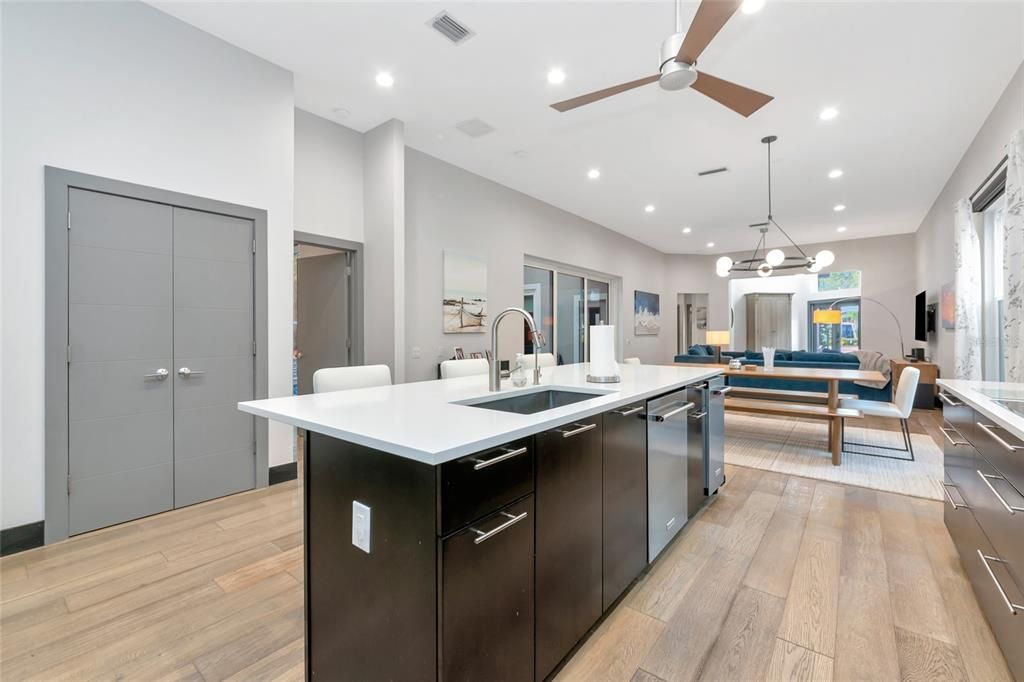 For Sale: $499,000 (3 beds, 2 baths, 1850 Square Feet)